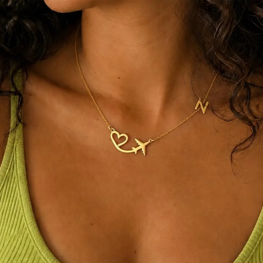 Engraved Name Necklace - Colar Personalizado com Pingente de Coração