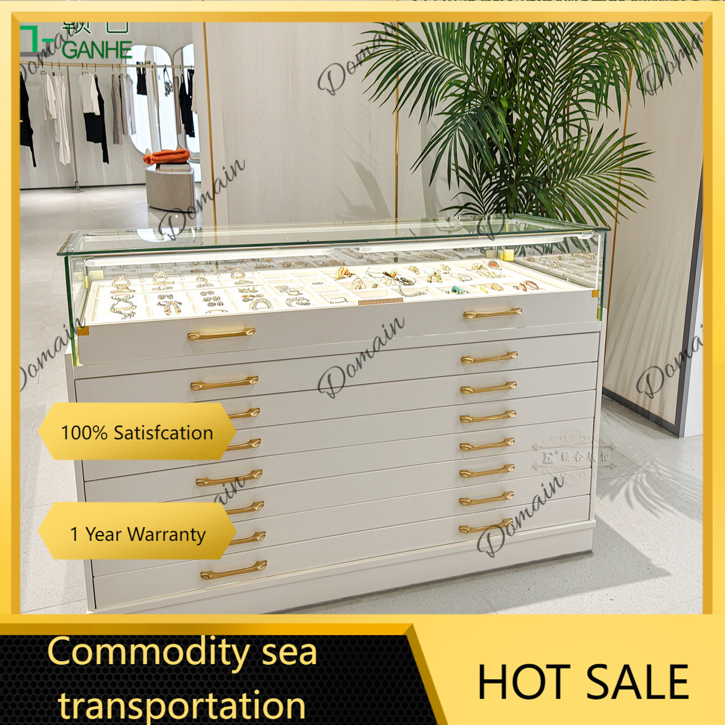 Jewelry With Watches - 81 N Vitrine de vidro de