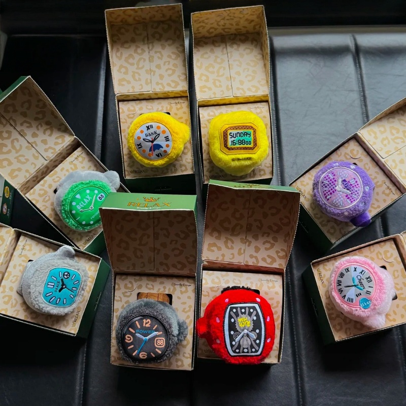 Em estoque pop domingo pelúcia - Jewelry With Watches avaliação e preço